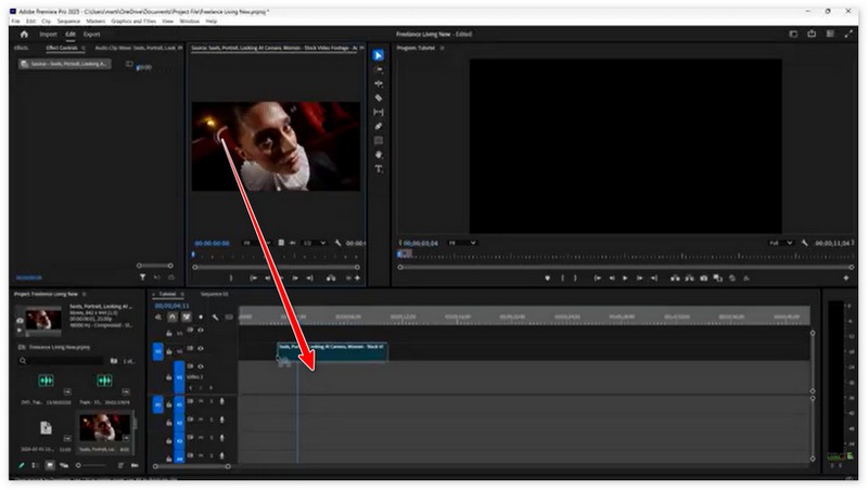 Arraste o vídeo para a linha do tempo no Adobe.