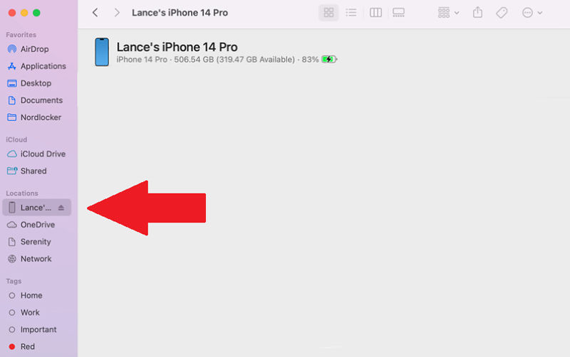 Abra o Finder no Mac Selecione iPhone