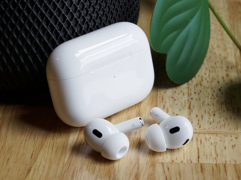 Apple  AirPods Pro