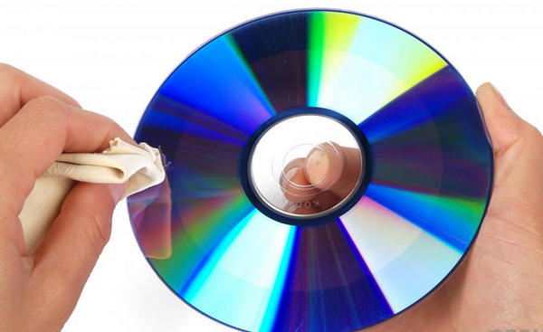 Como limpar um DVD