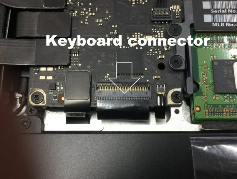 Remover conector do teclado do Macbook